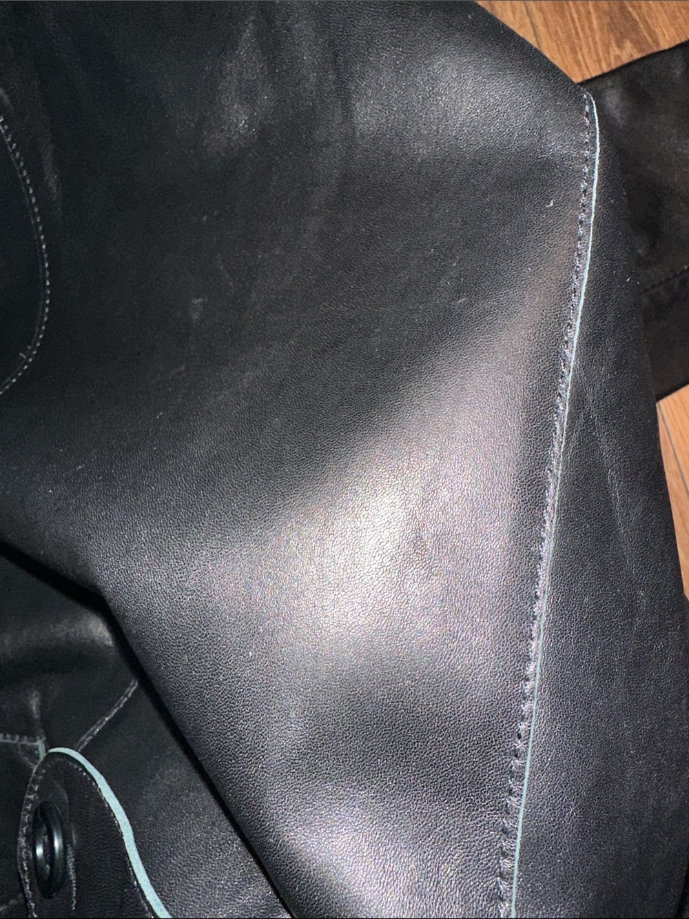 Burberry London Lambskin Leather Trench Coat. Size 2 - Picture 12 of 13